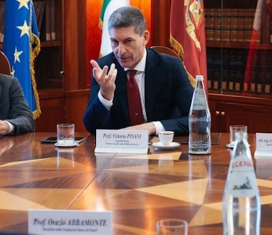 La Polizia di Stato sigla un’intesa con la Fondazione Banco di Napoli per proteggere i più giovani dalle minacce online