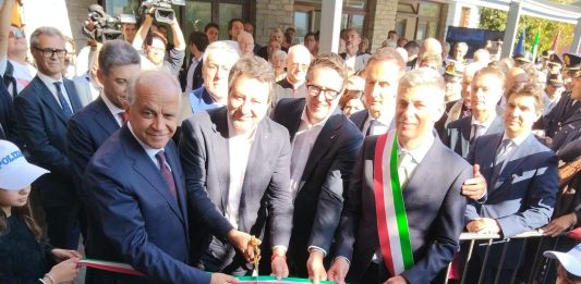 Inaugurata la sede del Distaccamento di Polizia Stradale di Sala Comacina, presenti Salvini e Piantedosi