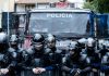 Albania, violente proteste a Tirana: sassi e molotov contro la polizia