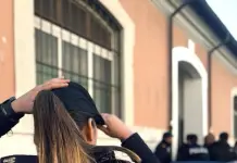 Dosi offerte al cliente “sbagliato”, spaccio su “motore” e segnalazioni tramite YouPol, 5 arresti alle porte di Roma