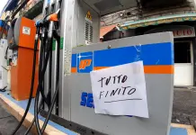 Protesta dei tir, il Cdm approva il decreto aiuti. Meloni: “Dal Governo non promesse, ma risposte immediate” / Video