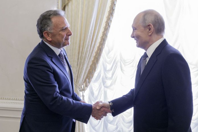 Russia: Russia's President Putin and US Peace Envoy Witkoff meet in St Petersburg