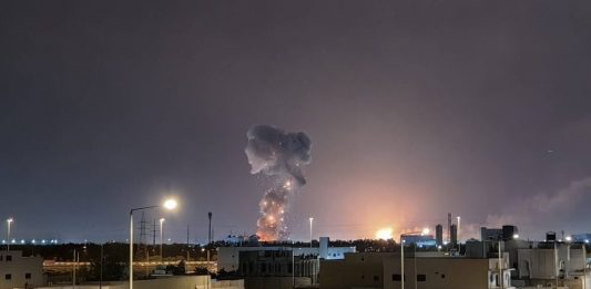 Nuovo attacco all’aeroporto di Riad in Arabia Saudita, un morto e 11 feriti