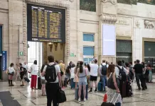 Domani lo sciopero generale, l’Italia si ferma: tornano in piazza gli studenti. Vertice al Viminale, previsto dispositivo per isolare i violenti