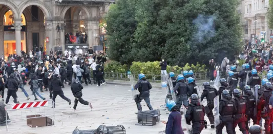 Youssef Siher torna in libertà, il gip non convalida il fermo. Meloni: “Decisione vergognosa”. Il Tribunale di Milano: “Attacchi irricevibili” / Video