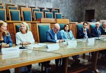 Intelligenza artificiale sul banco degli imputati, a Bari “Il processo” tra rischi e opportunità