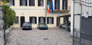 Cittadinanze illecite nel Bresciano, intermediario ai domiciliari. Indagati 2 funzionari
