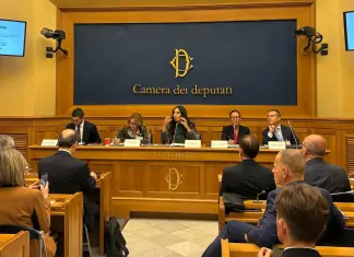 Formazione e lavoro per migranti, presentato il progetto no profit Overstep