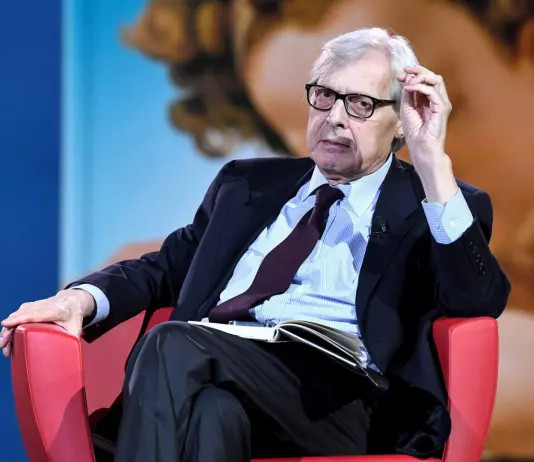 Vittorio Sgarbi ricoverato al Policlinico Gemelli di Roma