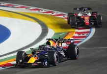 F1, Verstappen trionfa a Singapore davanti a Leclerc e Antonelli. Il pilota italiano ad Austin avrà il primo match point per il titolo mondiale