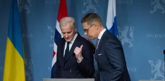 I leader di Finlandia e Norvegia chiamano Putin, fonti Palazzo Chigi: “L’Europa scelga rapidamente un negoziatore”