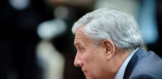 Manovra, Tajani “Proporremo una no tax area per i giovani e detassazione per i pensionati”