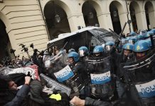 Scontri al corteo di Torino, identificate 413 persone: 25 denunce e 2 arresti