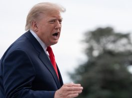 Trump “E’ giunto il momento che l’Ucraina abbia un nuovo presidente. Zelensky non fa mai accordi, vuole creare problemi al mondo”