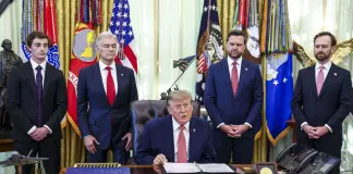 Trump annuncia incentivi per chi denuncia le frodi, commissione dell’1%