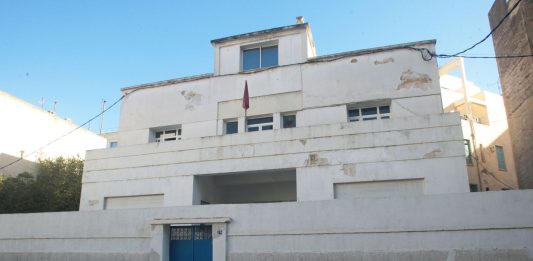 La Tunisia rafforza la cooperazione con la BID nei programmi di borse di studio