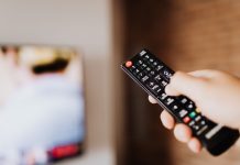 Studio Omnicom, sempre più uomini guardano di nascosto soap turche e fiction