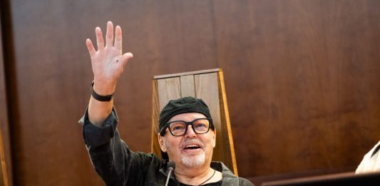 Salerno, dottorato honoris causa in politica e comunicazione per Vasco Rossi: “La musica non dà istruzioni, ma può farci sentire meno soli”