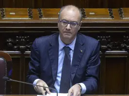Tetto per gli alunni stranieri nelle classi, Valditara “Il nostro approccio è più mirato e concreto”