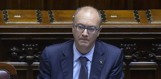 Tetto per gli alunni stranieri nelle classi, Valditara “Il nostro approccio è più mirato e concreto”