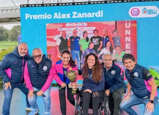 La Disabili No Limits raccoglie 16.171 euro alla Wizz Air Venicemarathon e si aggiudica il premio “Alex Zanardi”