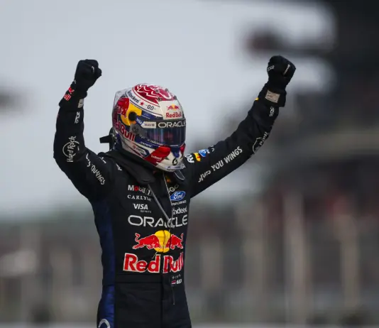 Verstappen trionfa a Sepang davanti ad Antonelli, Hamilton riporta la Ferrari sul podio