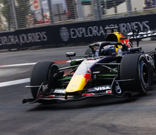 F1, Verstappen vince la sprint a Singapore davanti a Hamilton e Leclerc. Russell fuori, Antonelli allunga in classifica