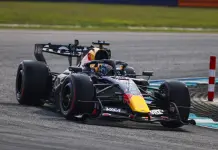 F1, Verstappen in pole in Malesia davanti a Hamilton