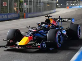 F1, sabato perfetto per Verstappen a Singapore: vince la sprint e conquista la pole, bene le Ferrari