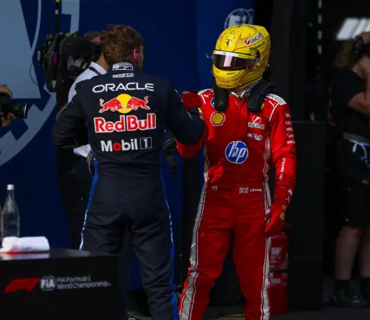 F1, Verstappen in pole a Sepang davanti a Hamilton