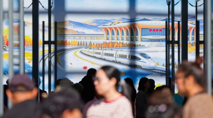 Cina: nuove ferrovie ad alta velocità stimoleranno turismo durante festività