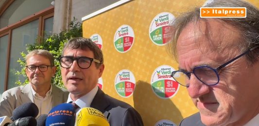 Avs lancia la modifica dell’Irpef e l’introduzione di una tassa patrimoniale per le grandi ricchezze / Video
