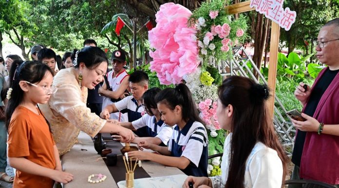 Cina: organizzate diverse iniziative per celebrare la Festa nazionale (5)