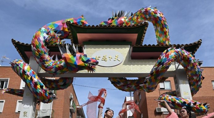Spagna: arco cinese inaugurato a Madrid unisce le culture