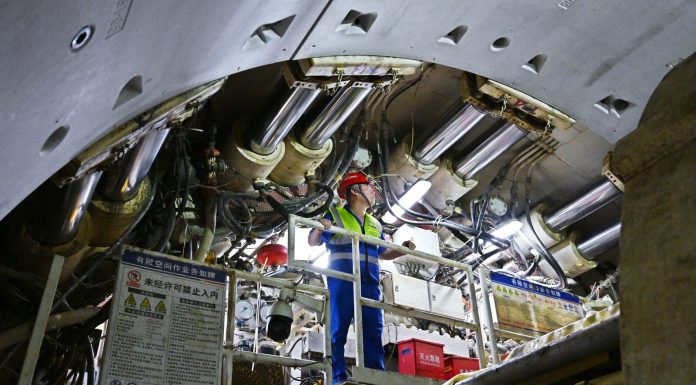Cina: completato scavo con scudo del secondo tunnel della baia di Jiaozhou (2)