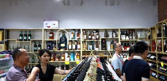 Cina-Italia: città del vino di Mingxi rafforza i legami grazie ai vini importati