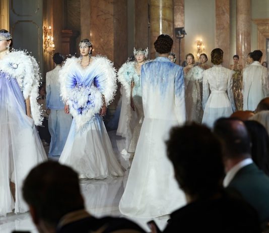 Cina: Heaven Gaia presenta a Roma la collezione Primavera/Estate 2027 (3)