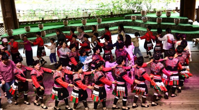 Cina: afflusso di turisti nelle aree rurali per la Festa nazionale (2)