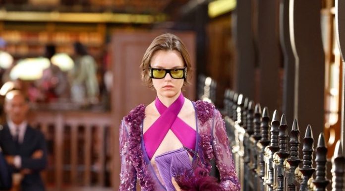 Parigi, Valentino presenta collezioni donna primavera/estate 2027 (2)
