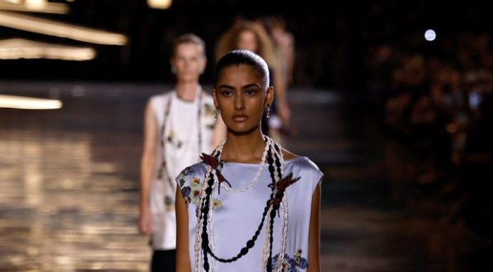Francia: collezione Primavera/Estate 2027 di Chanel alla Paris Fashion Week (3)