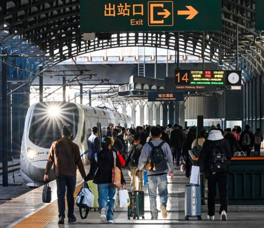 Cina: aumentano i rientri in treno con la fine delle festività nazionali (3)