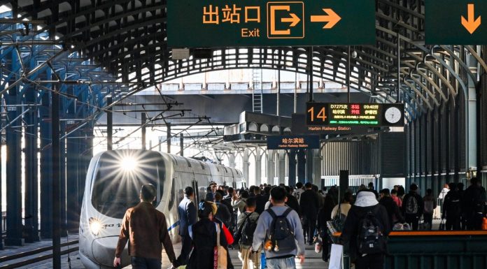 Cina: aumentano i rientri in treno con la fine delle festività nazionali (3)