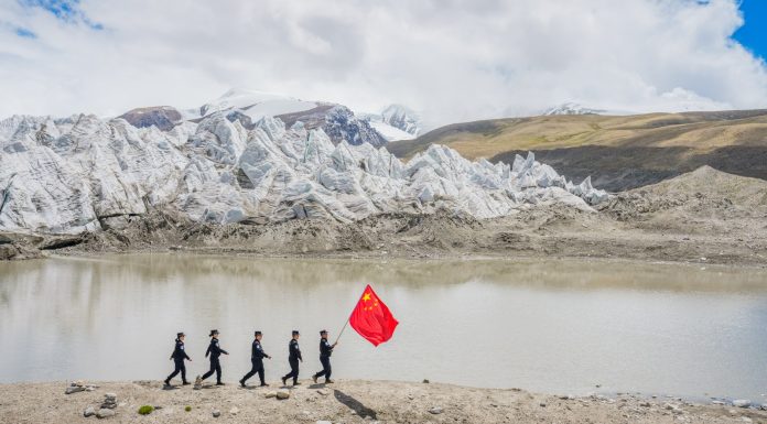 Cina: polizia di frontiera di Pumaqangtang presidia altopiano a 5.373 metri (1)