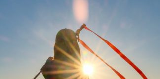 Cina: turisti sul monte Tai per ammirare l’alba (3)