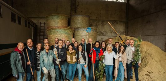 Econocom Italia pianta 200 alberi in provincia di Torino nel primo agriasilo d’Italia