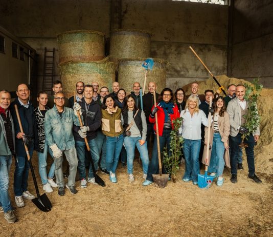Econom Italia pianta 200 alberi in provincia di Torino nel primo agriasilo d’Italia