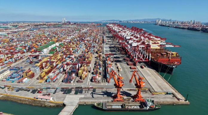 Cina: porto di Qingdao, aggiunte 16 rotte per il commercio estero nel 2026 (1)