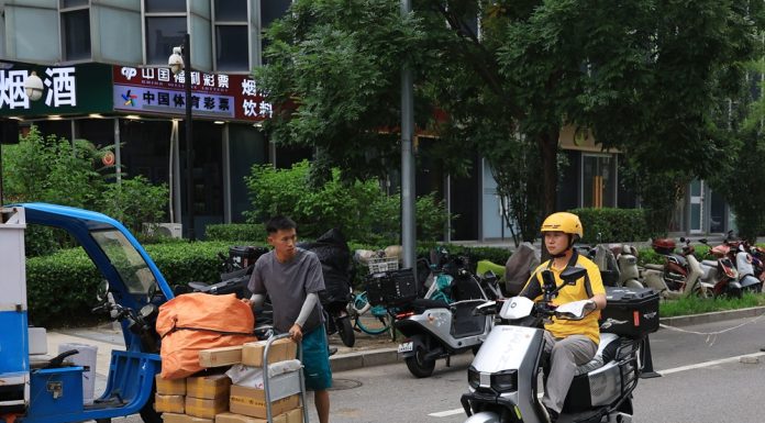 Cina: proposte nuove misure di tutela per i lavoratori della gig economy