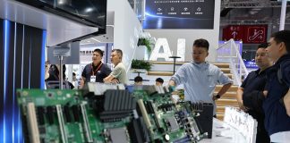 Cina: iniziata a Shanghai la 26esima China International Industry Fair (1)