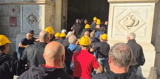 Ex Ilva, a Genova i lavoratori terminano la mobilitazione “Scenario catastrofico sventato” / Video